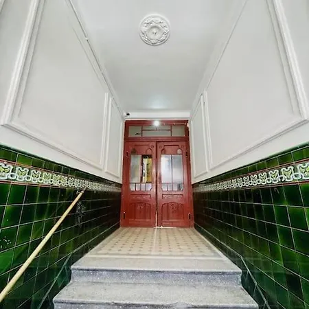 شقة Uroczy Apartament Leczycka 7/2a