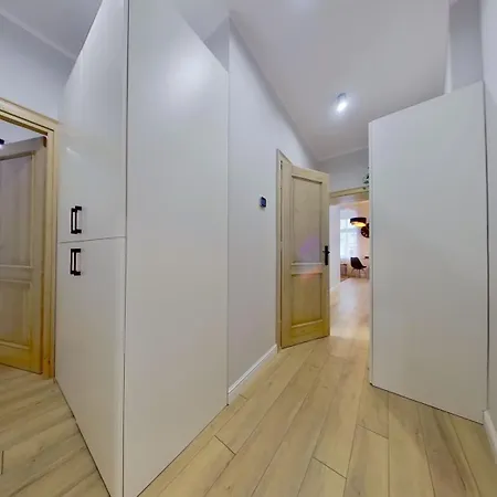 Uroczy Apartament Leczycka 7/2a * فروتسواف